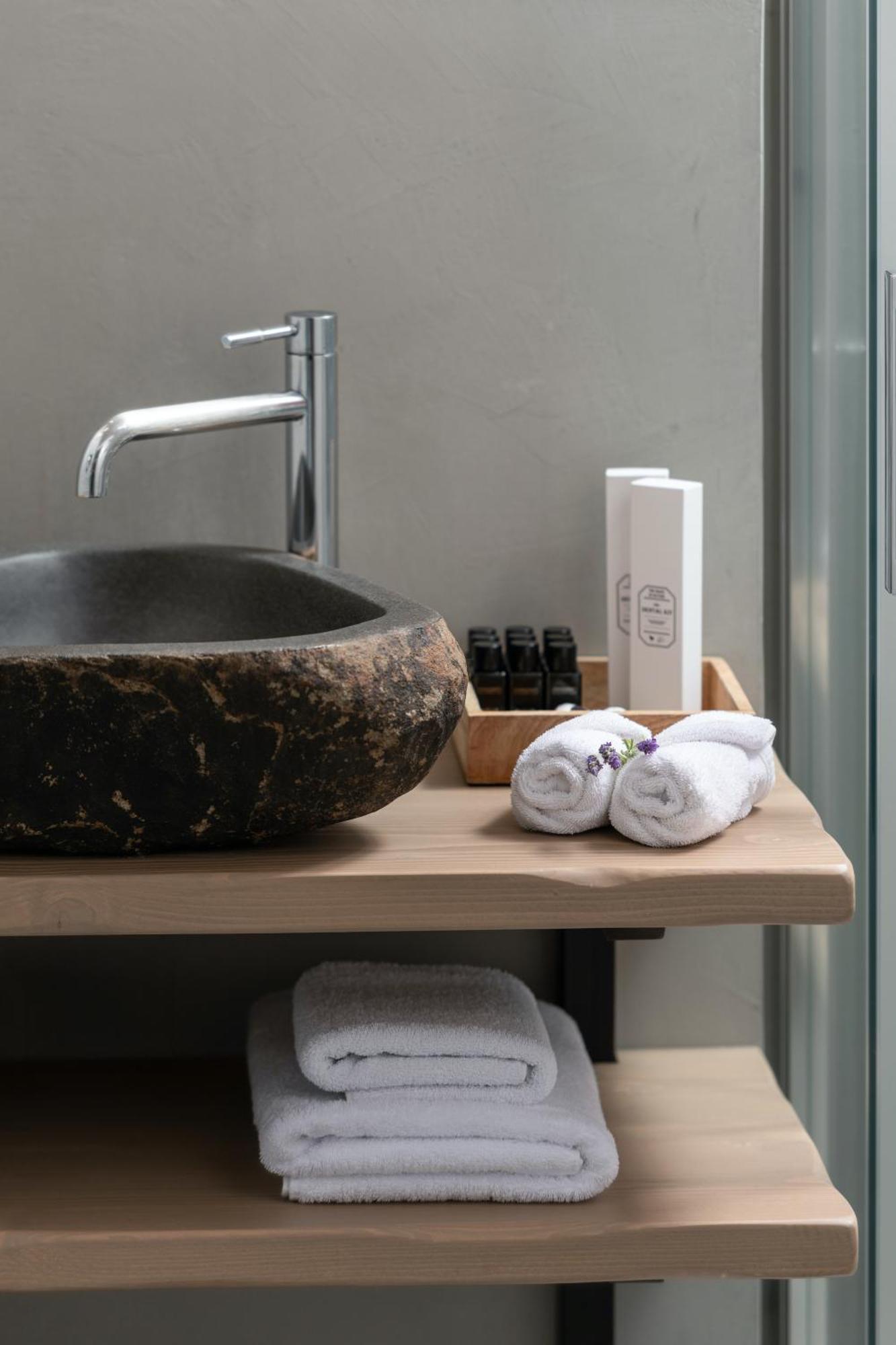 Evora Luxury Suites Mega Chorio Esterno foto
